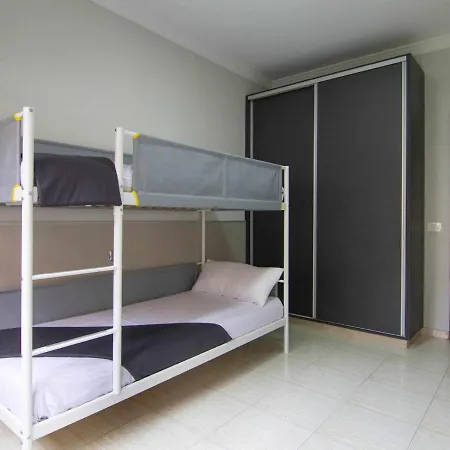 Apartamento Puerto De La Cruz, 2 Dormitorios, 5 Personas - Es-284-1