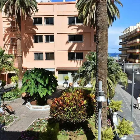 Apartamento Puerto De La Cruz, 2 Dormitorios, 5 Personas - Es-284-1 * Puerto de la Cruz (Tenerife)